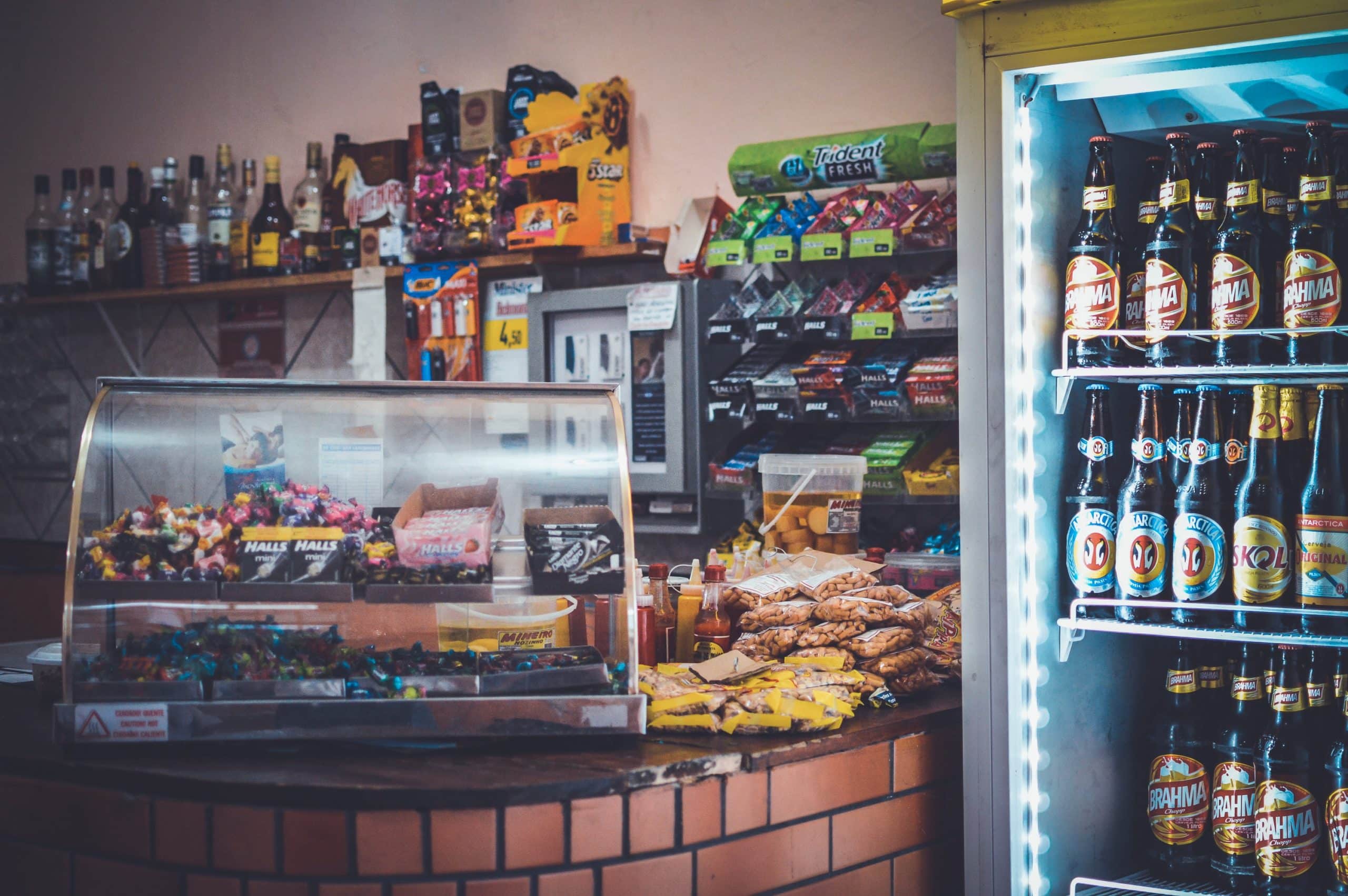 convenience store with snack foods - IT services for retailers